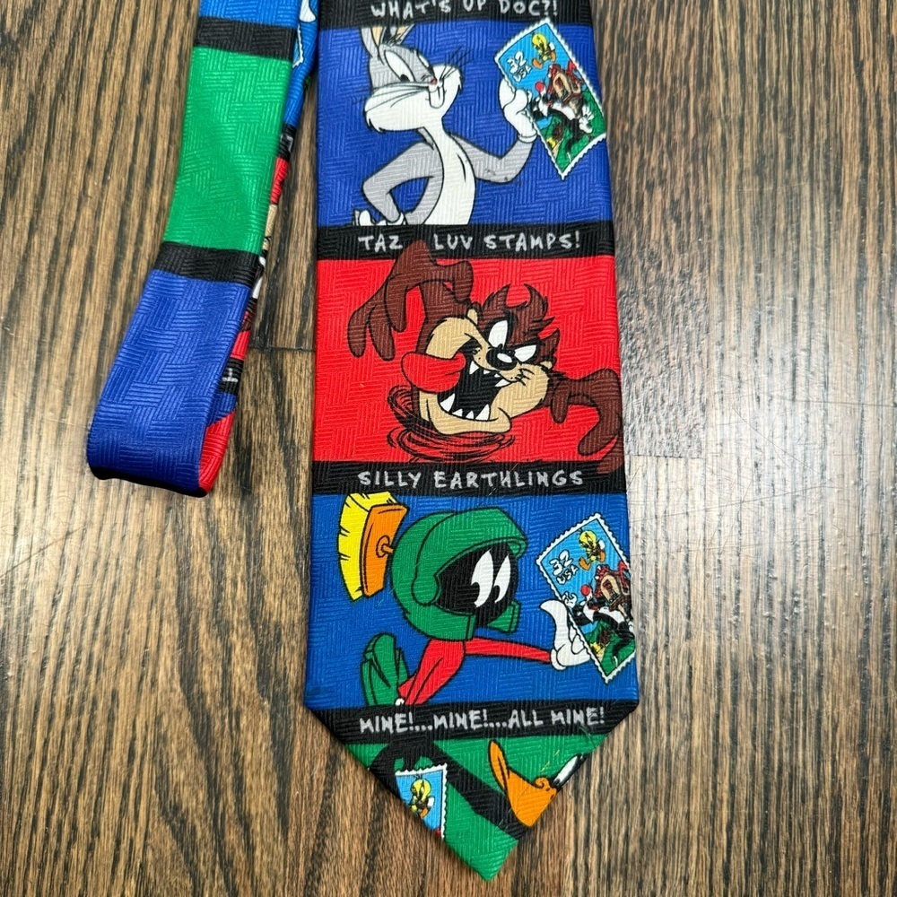 Vintage 90s Looney Tunes Stamp Collection Tie